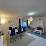 Апартаменты For 8, With Game & Office