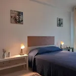 Apartment For 8, With Game & Office *