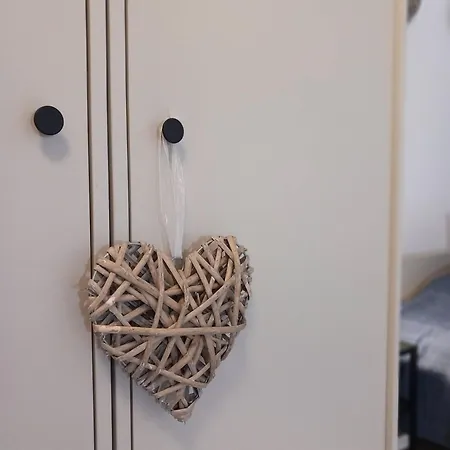 Lägenhet For 8, With Game & Office *