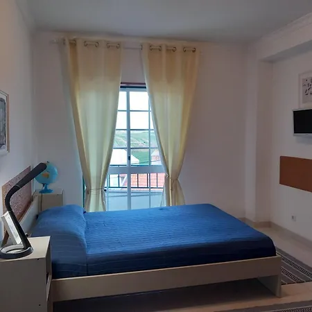 Apartment For 8, With Game & Office Sao Bernardino